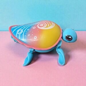 Little Live Pets Lil' Turtle Rainbow Shell Light Up Water Toy works great